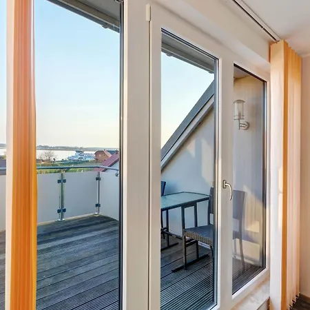 Peenemuende, Seglerhafen Sb Brig 09,15 Apartmán